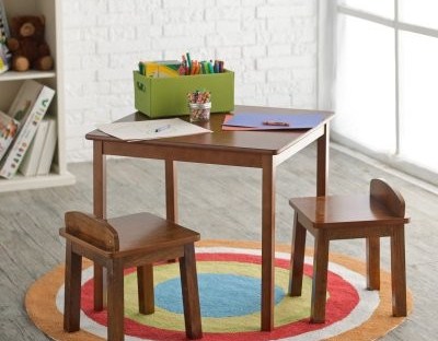 Kids table and chairs